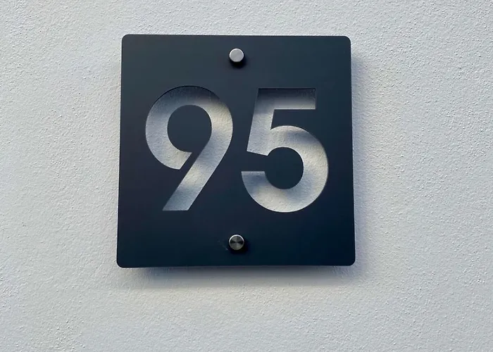 Shr047 Chic Estudio En El Centro De * نيرخا